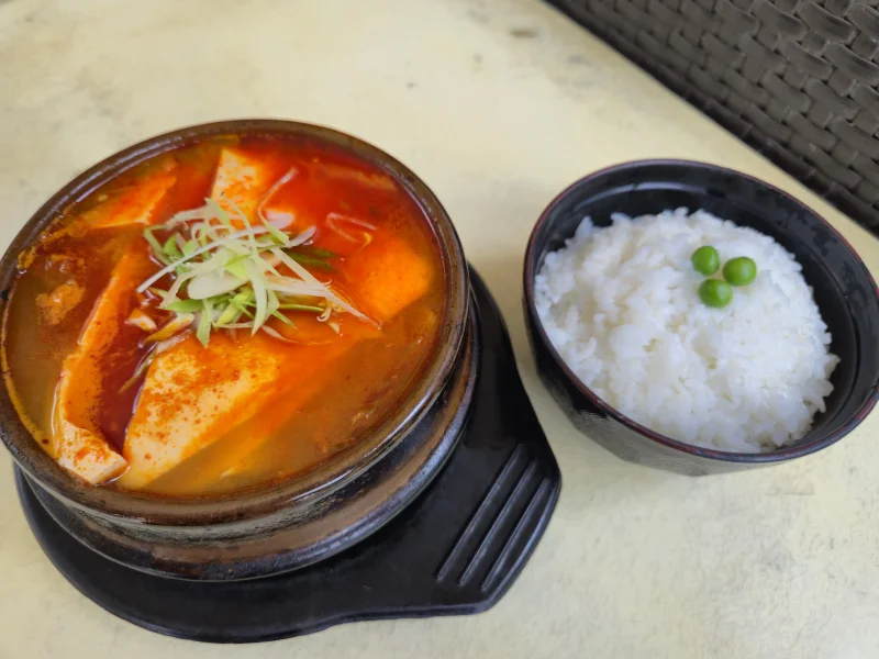 Kimchi Jjigae