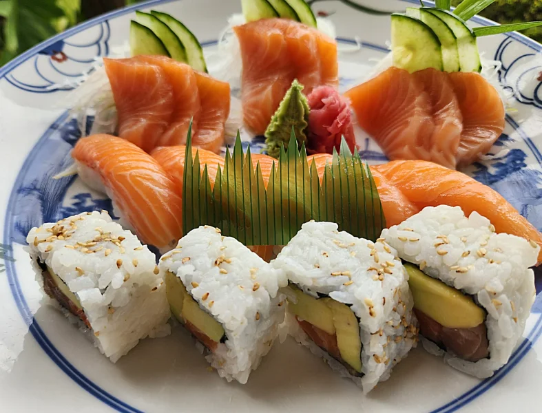 Salmon Sushi Sashimi & Maki (Salmon Only)