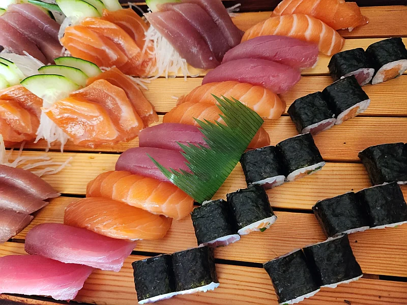 Tuna & Salmon Platter for 2