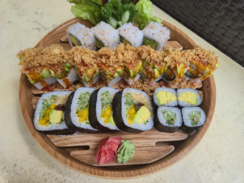 Vegetable Sushi Platter for 2